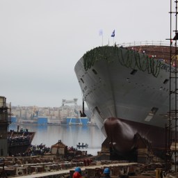 【頂級郵輪】已經延後半年的 Scenic Eclipse，明年一月能如期完工下水嗎？